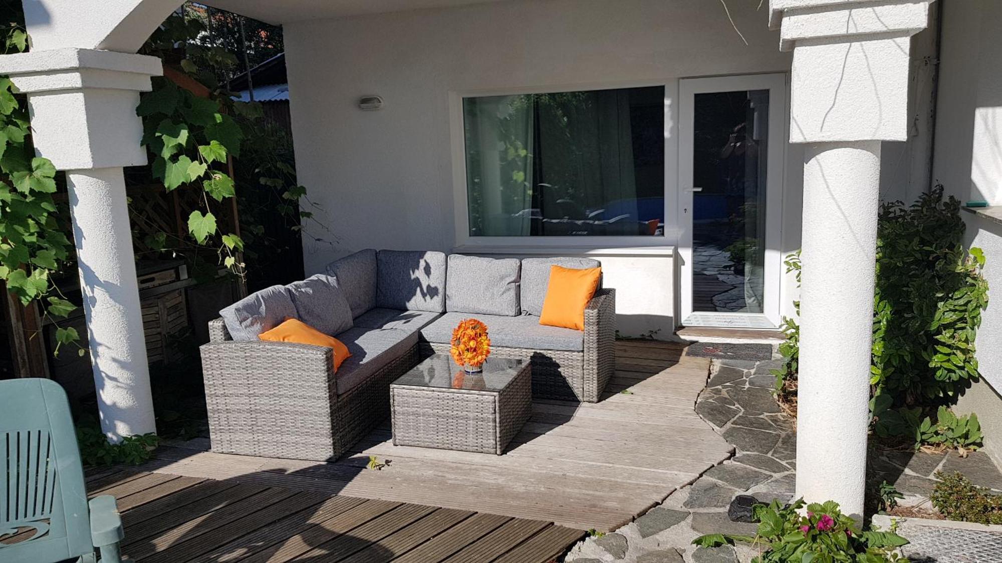 Accommodatie bij particulieren Adax With Huge Garden, Swimming Pool And Bbq